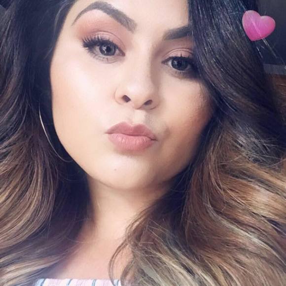 Poshmark profile picture for @yessica
